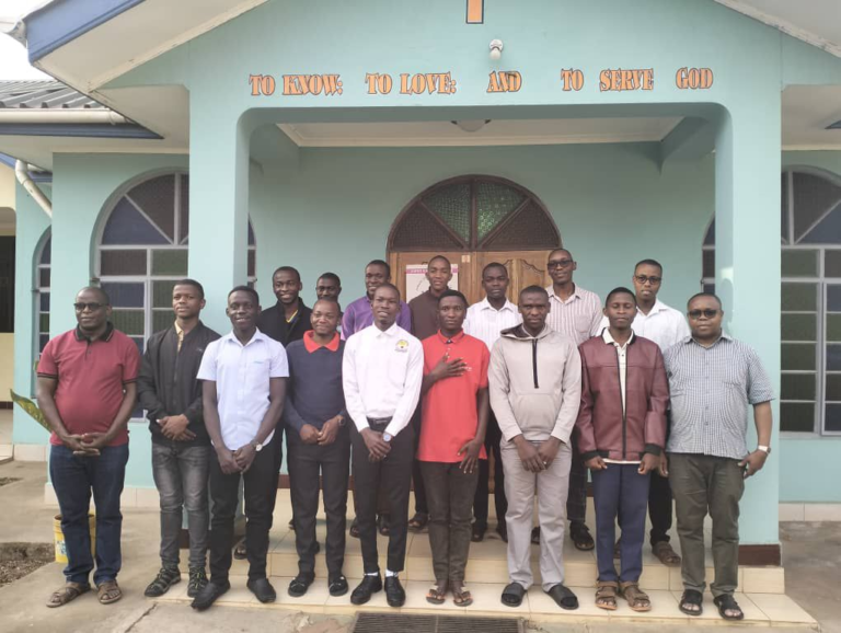 CLARETIAN MISSIONARIES IN EAST AFRICA WELCOME NEW ASPIRANTS